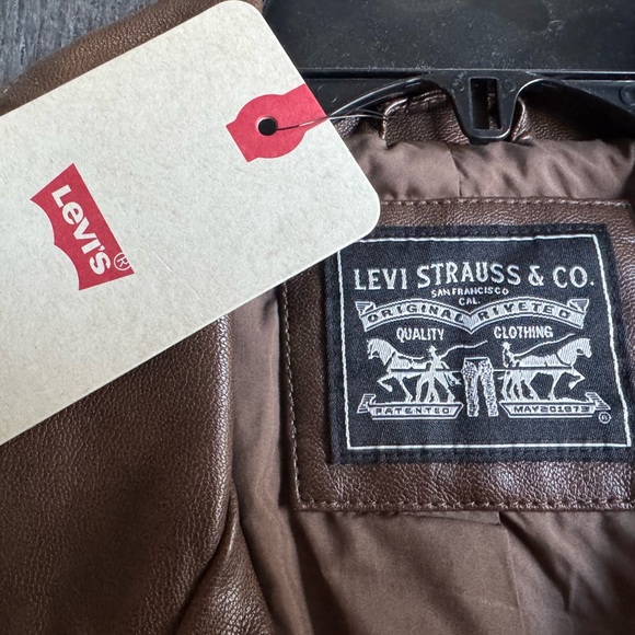 Levi’s belted moto jacket - Picture 9 of 12